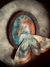 Load image into Gallery viewer, Ash